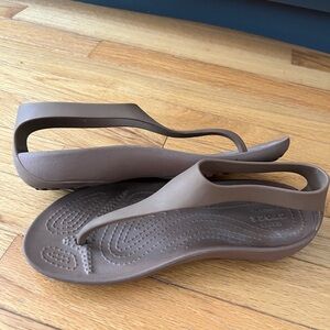 Crocs sandals size 6 - neutral/beige